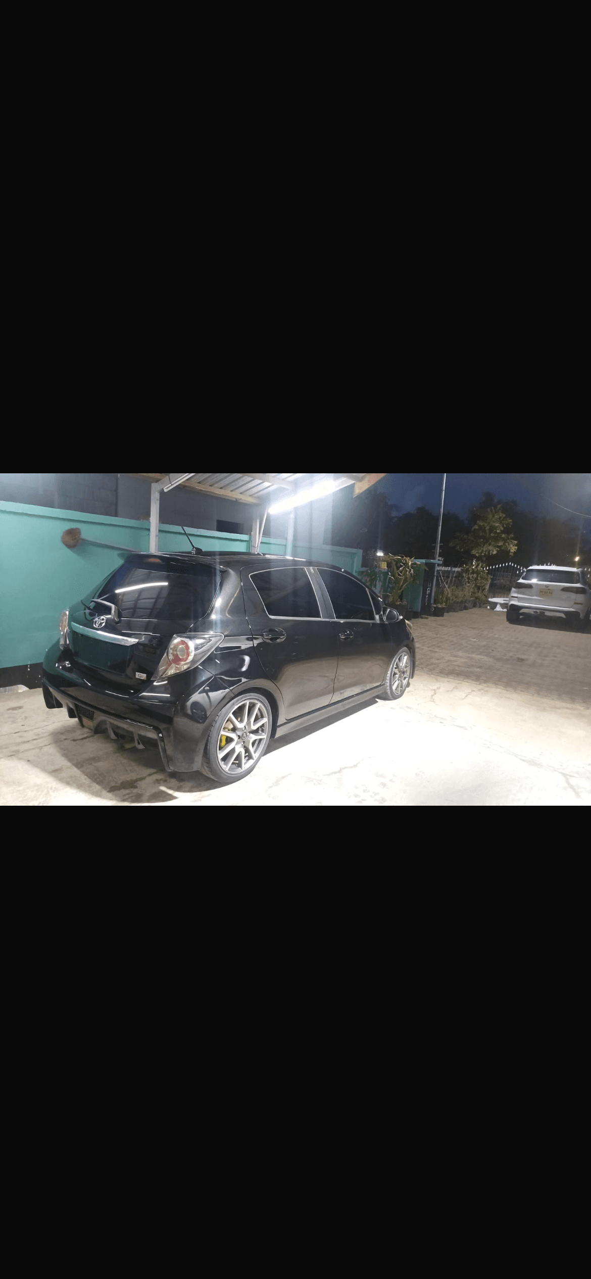 2012 Toyota Vitz Gs