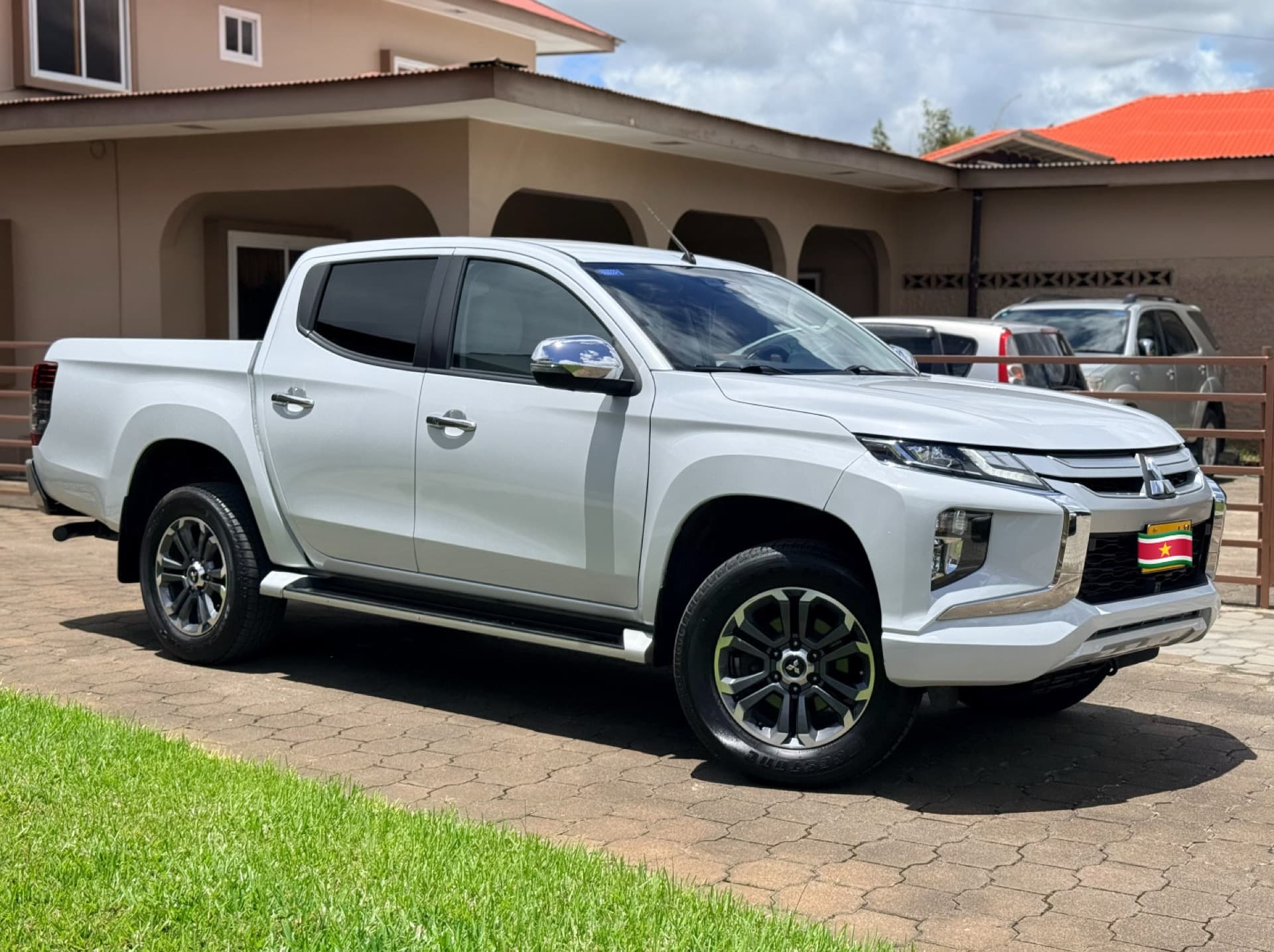2021 Mitsubishi L200