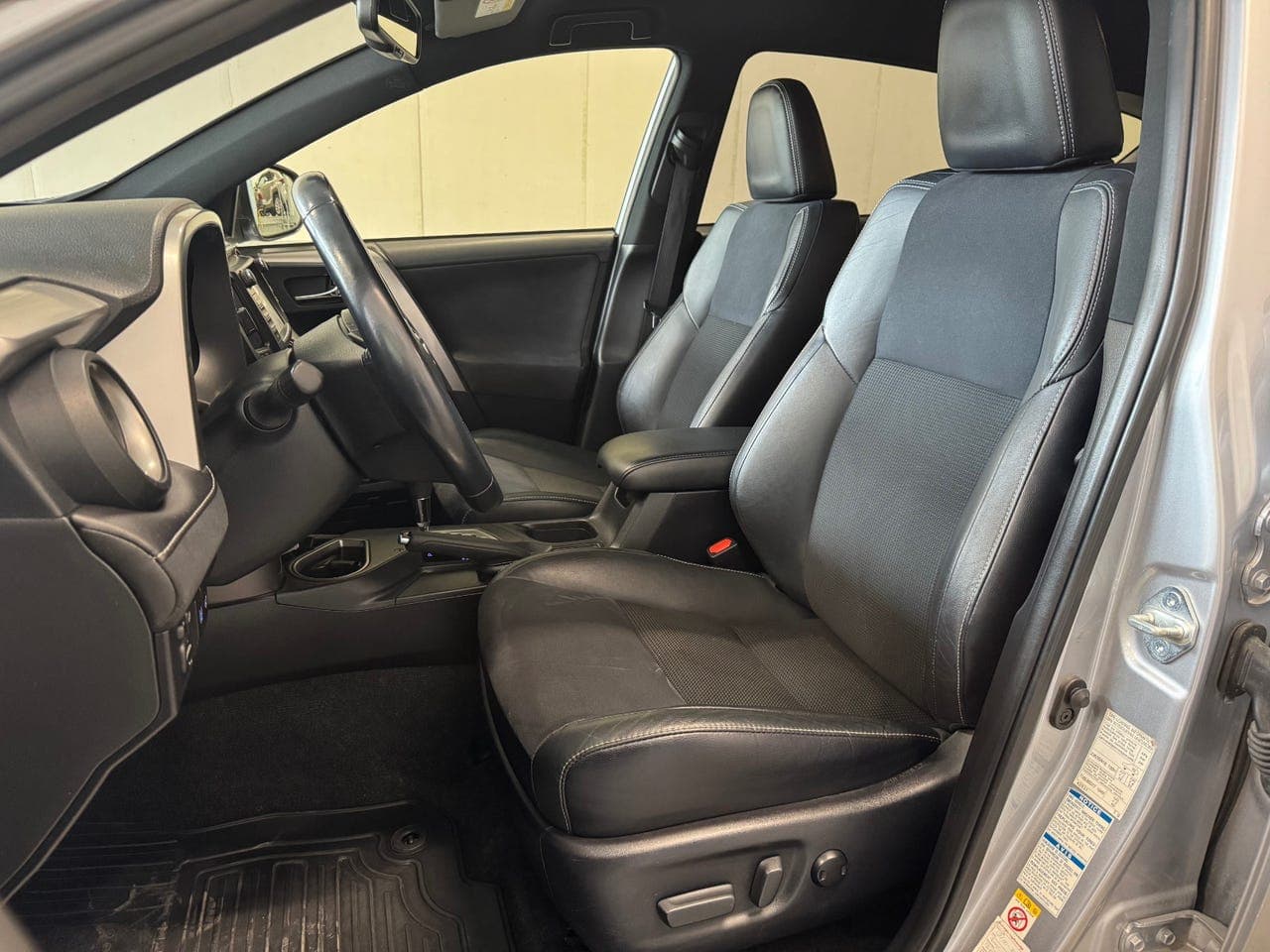 2016 Toyota RAV 4